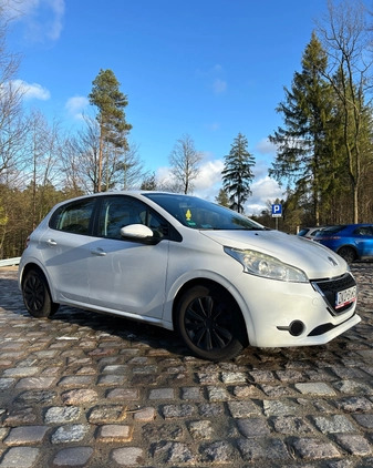 Peugeot 208 cena 18400 przebieg: 149500, rok produkcji 2012 z Sianów małe 106